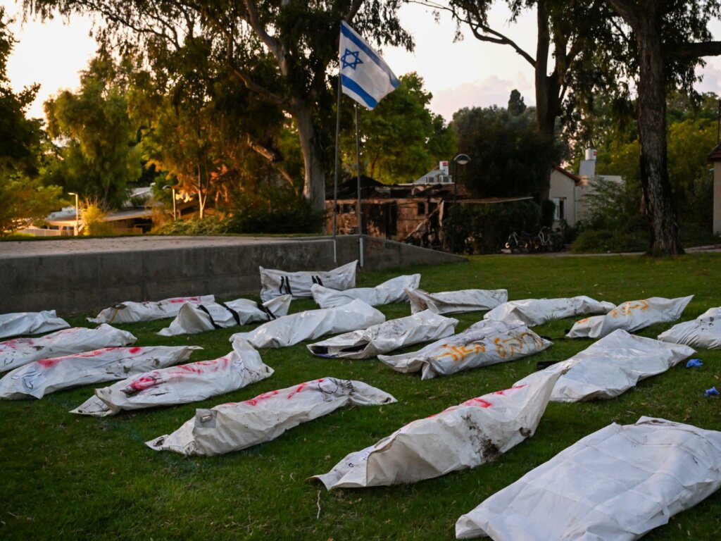 body bags in Kibbutz Be'eri